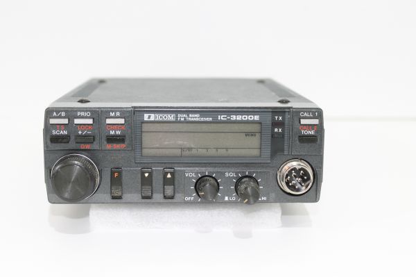 Icom IC-3200 E Bastlergerät