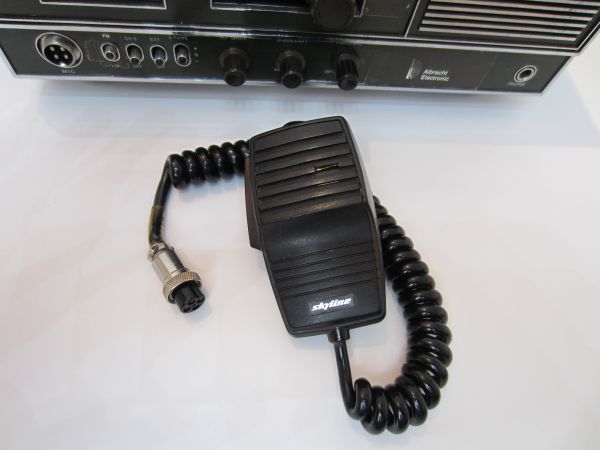 Albrecht Skyline 4000 - 40 Kanal FM CB Heimsation - getestet